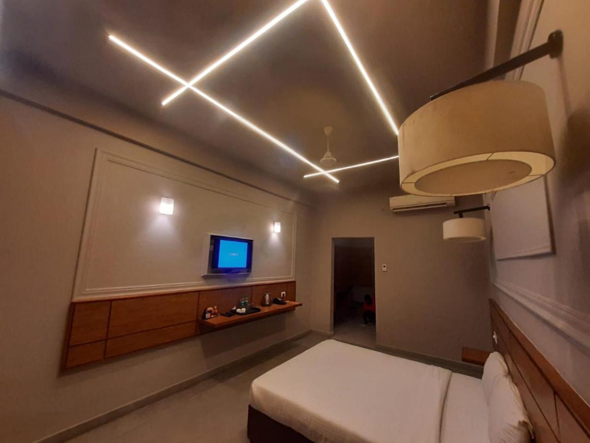 Max Hotels Prayagraj Extérieur photo