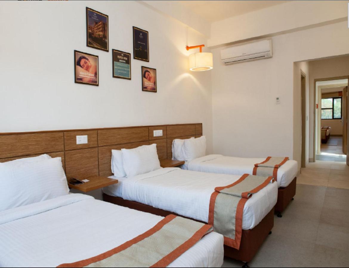 Max Hotels Prayagraj Extérieur photo